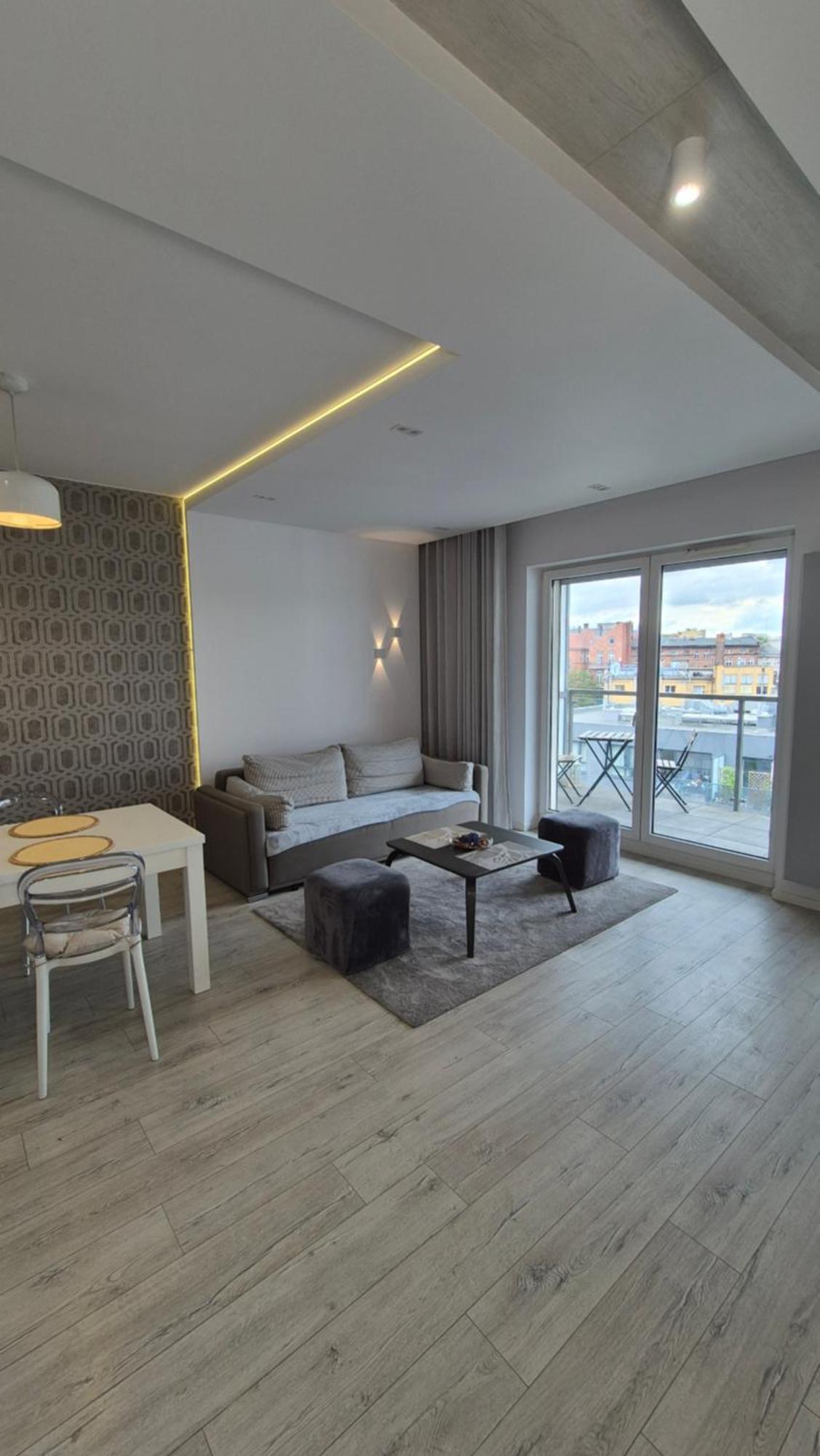 Boznicza Old Town Lux Apartment, Self Check-In 24H, Free Parking Poznan Luaran gambar