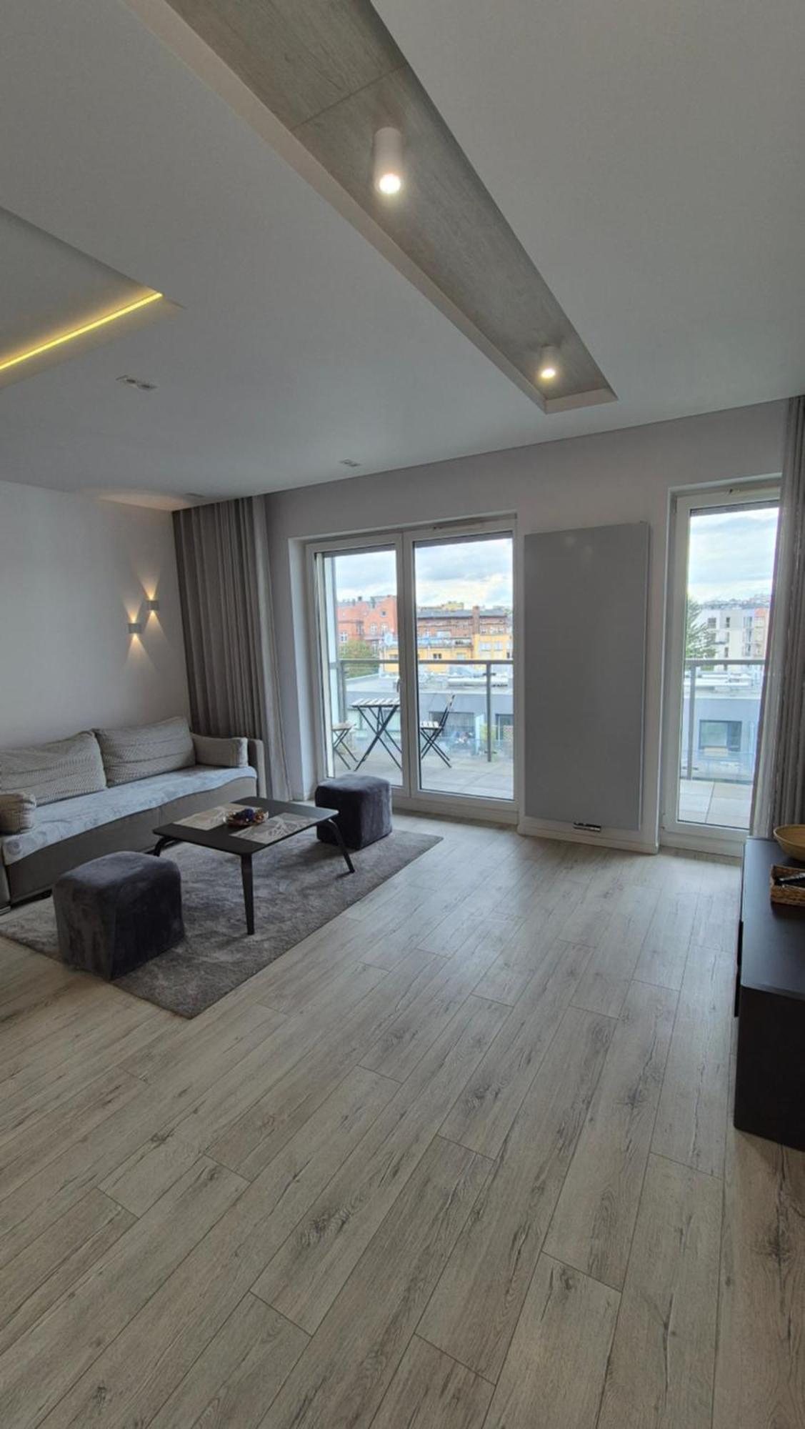 Boznicza Old Town Lux Apartment, Self Check-In 24H, Free Parking Poznan Luaran gambar