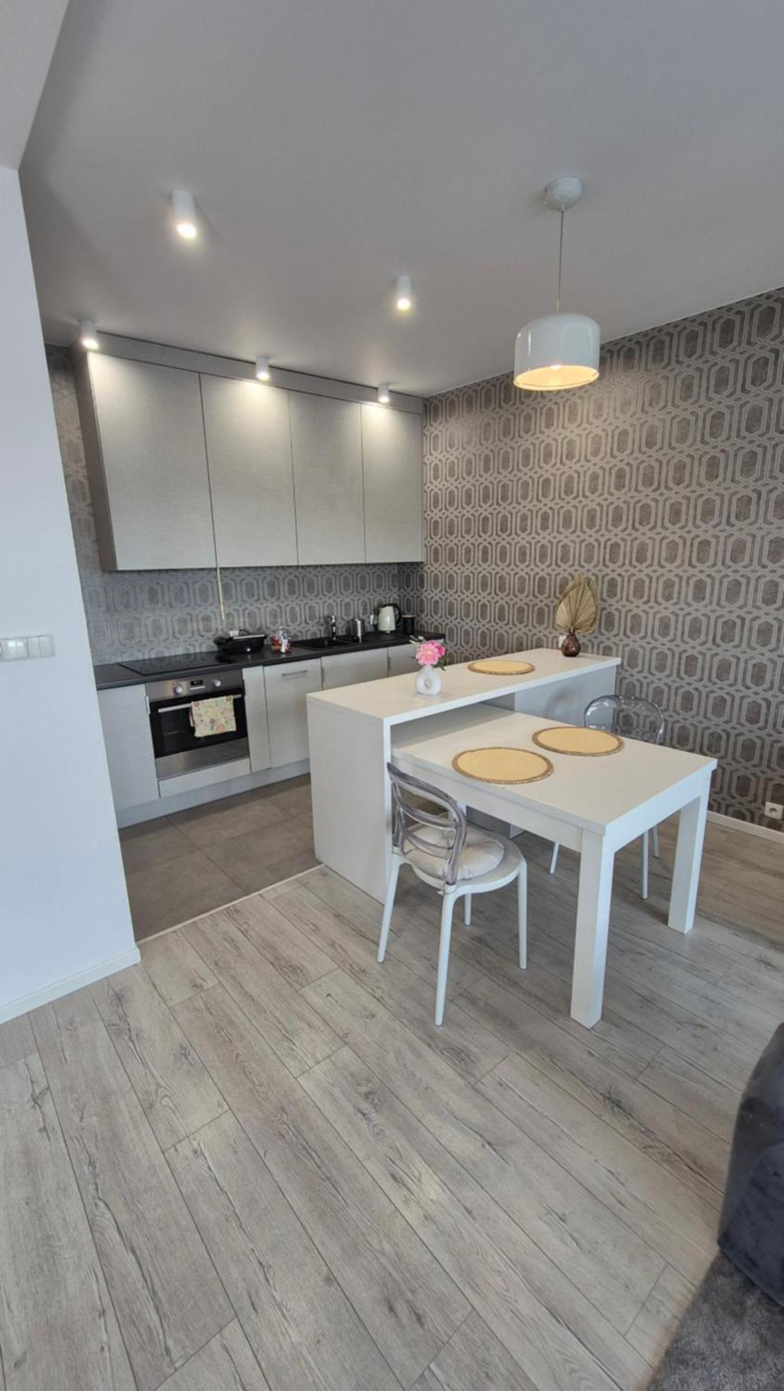 Boznicza Old Town Lux Apartment, Self Check-In 24H, Free Parking Poznan Luaran gambar